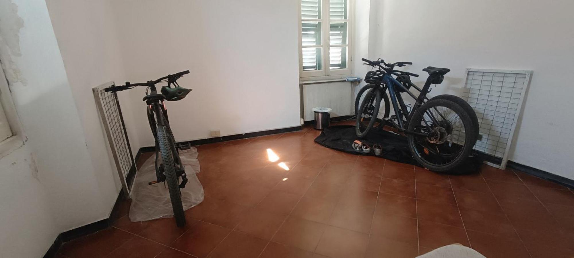 Casa Di Claude 2 Finalmarina Apartment ฟีนาเลลีกูเร ภายนอก รูปภาพ